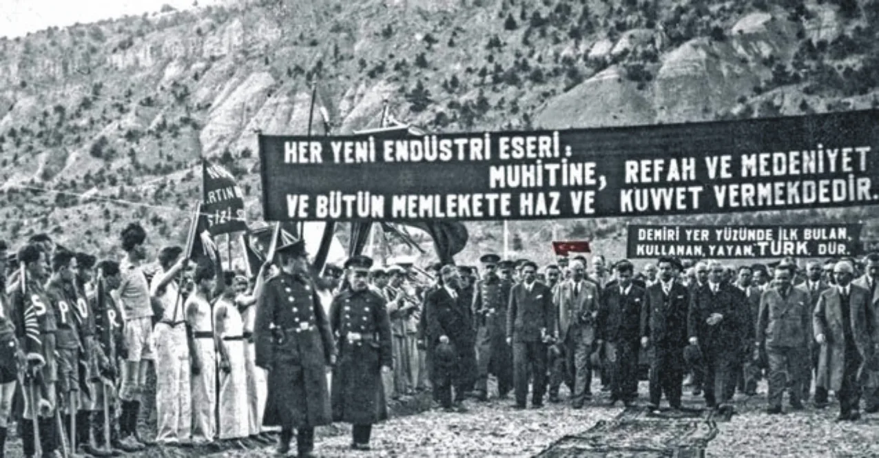 Stalin Öncesi “Tek Ülkede Sosyalizm” ve Gerici “Anti-Emperyalizm”in Kökenleri: Türkiye Örneği, 1917-1925 – Loren Goldner